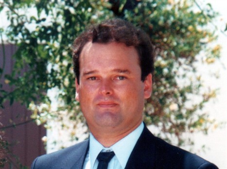 Bruce Geoffrey Smith